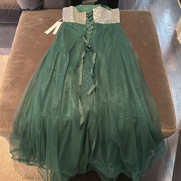 Women’s Green & Silver Full Length Prom Party Dress CorsetBack Size L NWT - Picture 14 of 14